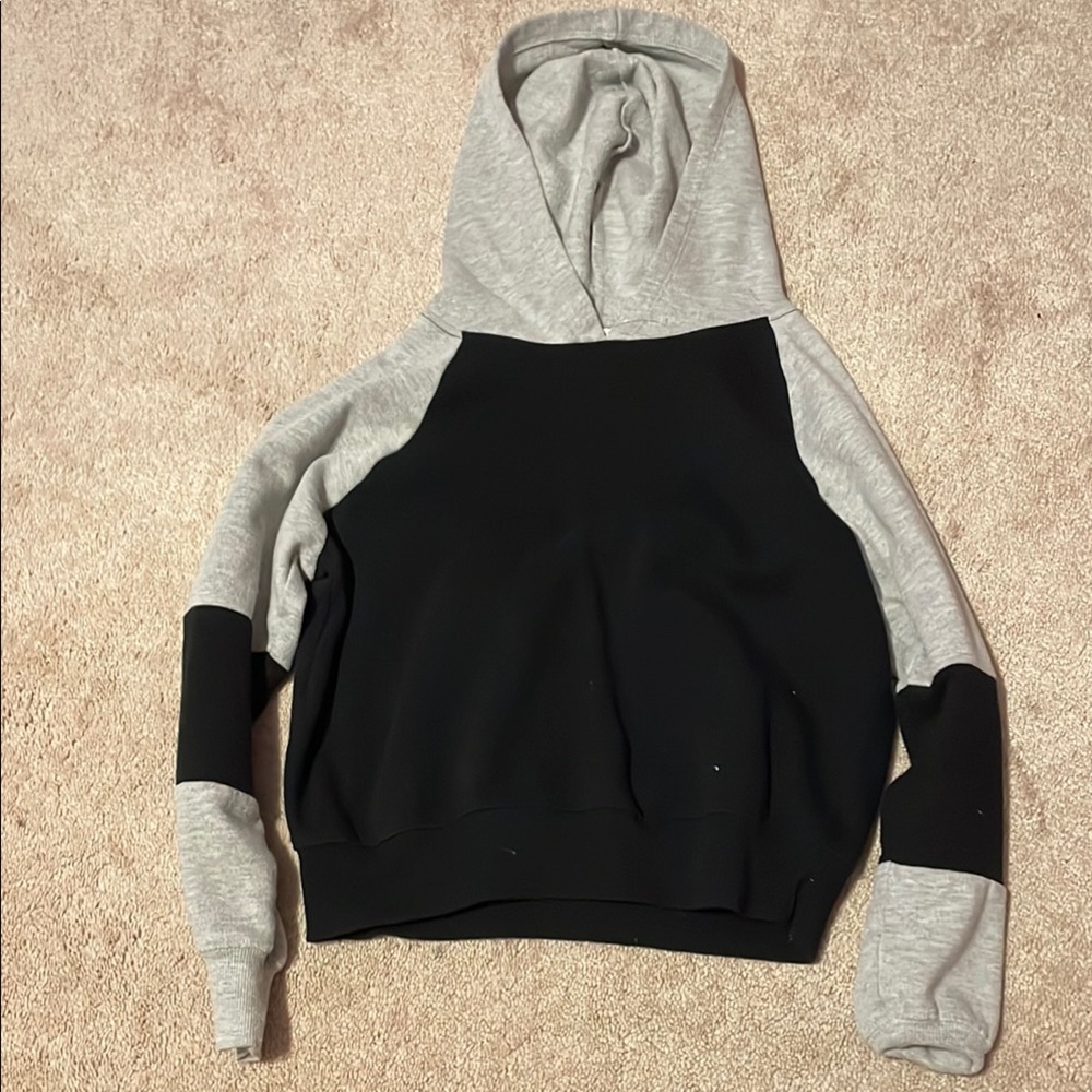 Gray and Black Women's Slightly Cropped Hoodie Sweater